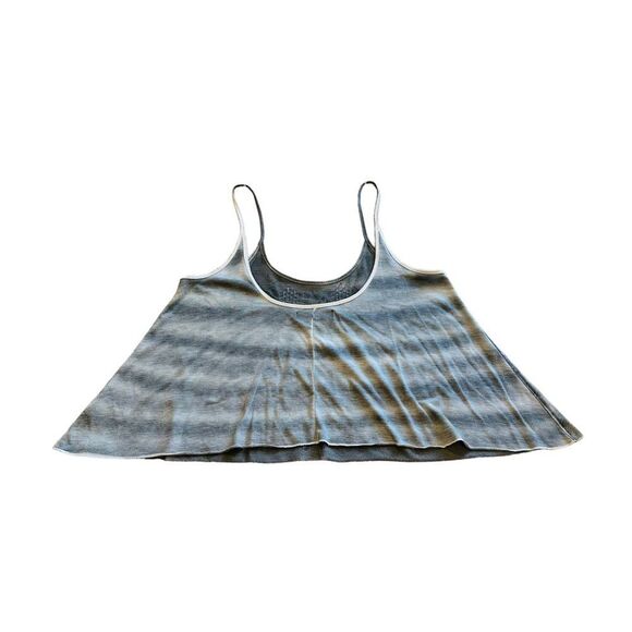 10/$25🦋 Decree Gray & Bronze Sequin Cropped Camisole - Size Medium - Picture 7 of 10